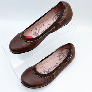 NWT. Garvalin Kids Brown Ballet Flats/Shoes. Size 3,5.